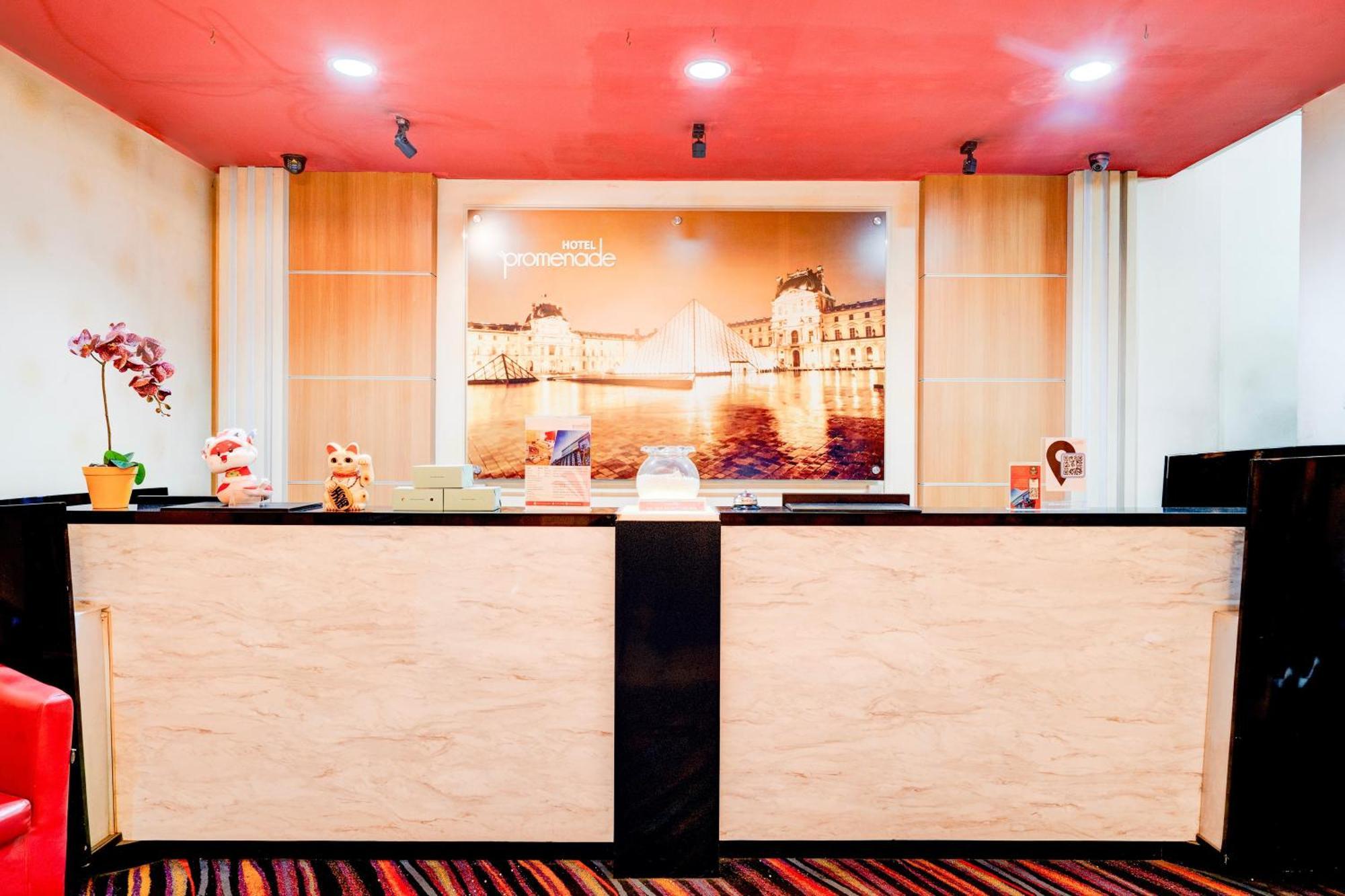 Townhouse Oak Cihampelas Near Ciwalk Formerly Promenade Hotel Bandung Exterior foto