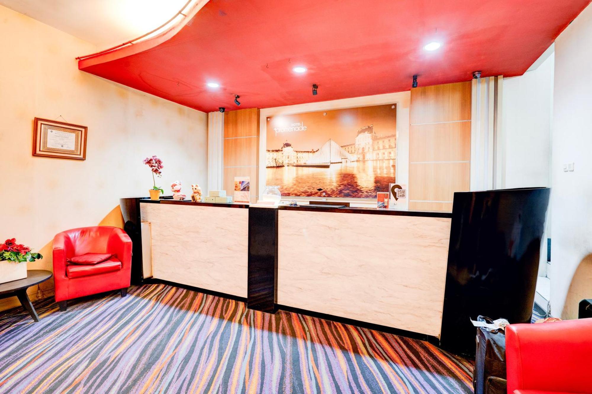 Townhouse Oak Cihampelas Near Ciwalk Formerly Promenade Hotel Bandung Exterior foto
